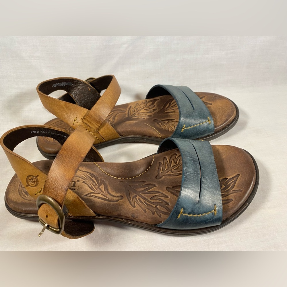 Born Ebb Sandals Women's Size 7 Strappy Multicolor Leather.